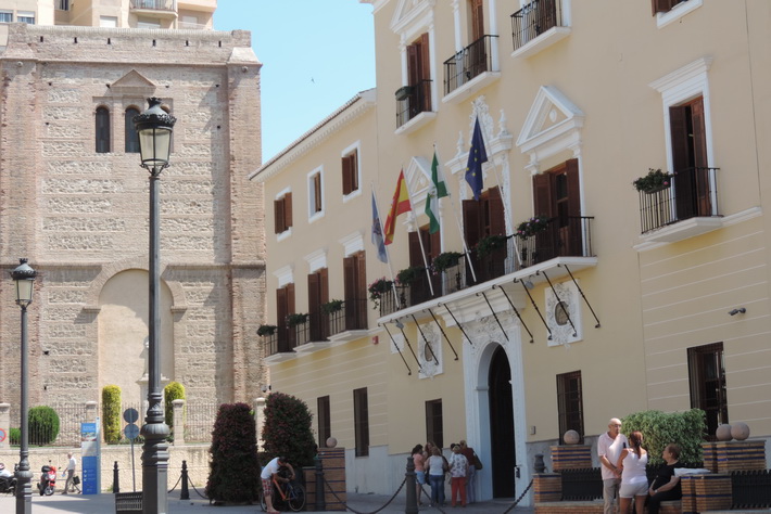 Hoy se ha producido el fallecimiento del padre de la alcaldesa de Motril, Jos Garca Martos. Descanse en Paz.